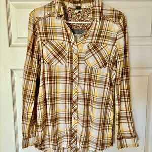 We The Free XS plaid long sleeve top with snap back